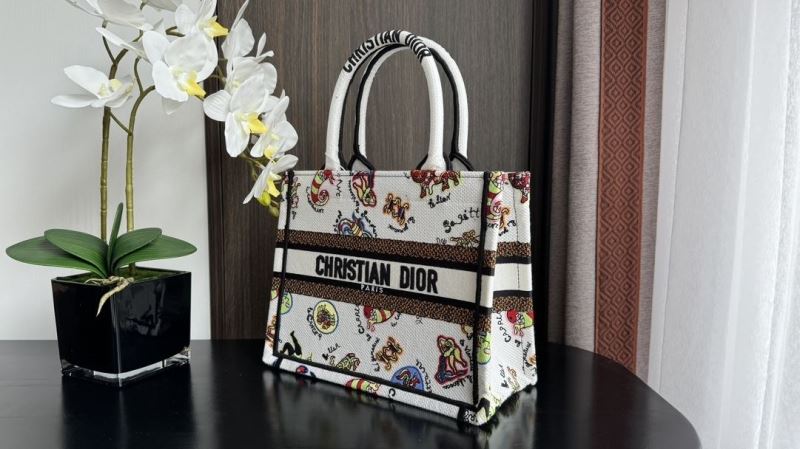 Dior Shopping Bags